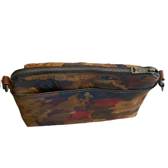 Patricia Nash Avellino Leather Camo Crossbody Bag - Classic Sleek Go-Any Where - Picture 8 of 16